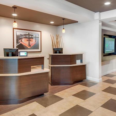 Courtyard By Marriott Portsmouth Hotell Eksteriør bilde