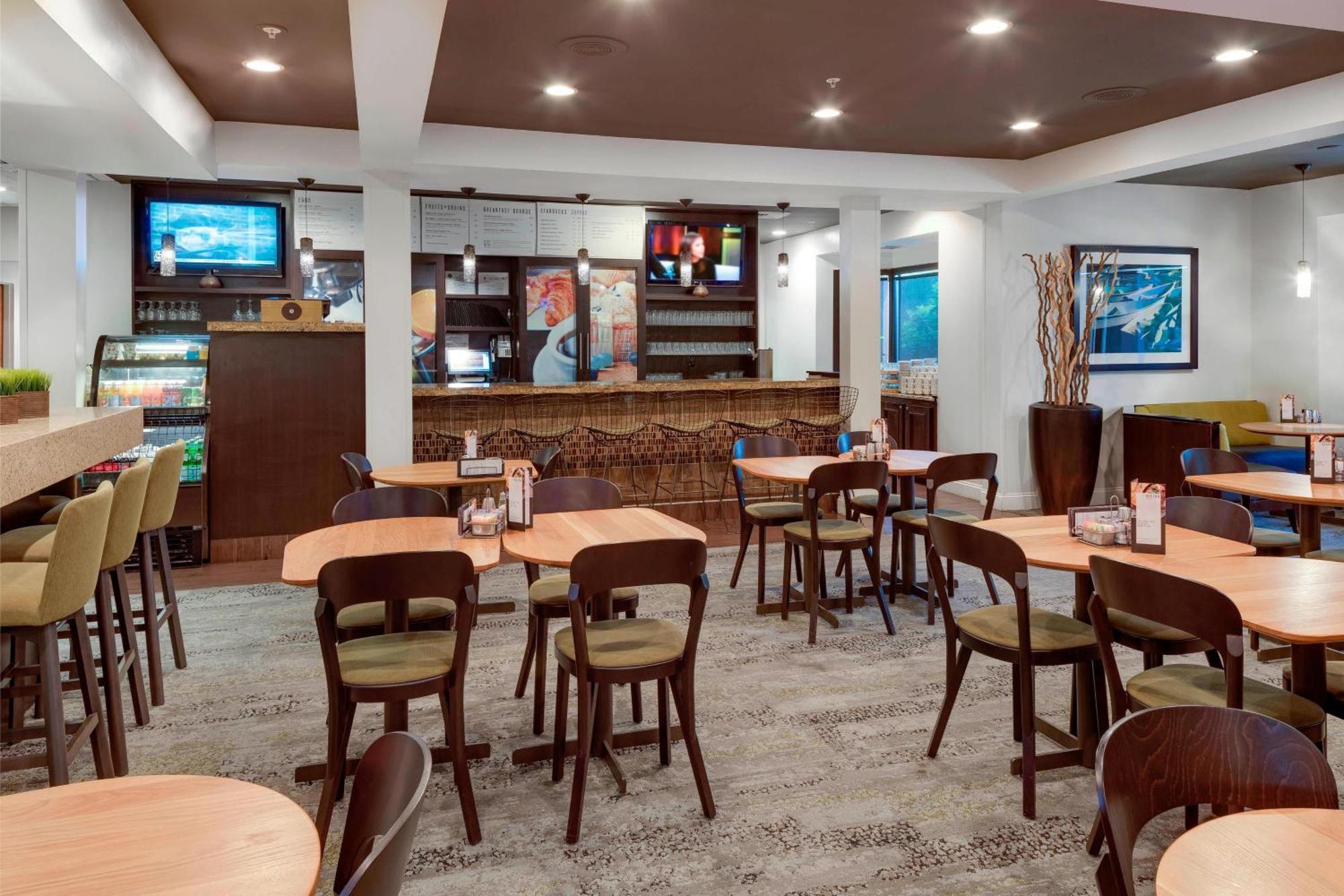 Courtyard By Marriott Portsmouth Hotell Eksteriør bilde